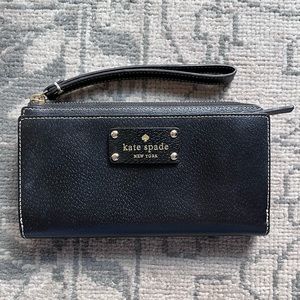 Kate Spade New York Black Pebbled Leather Wristlet Wallet